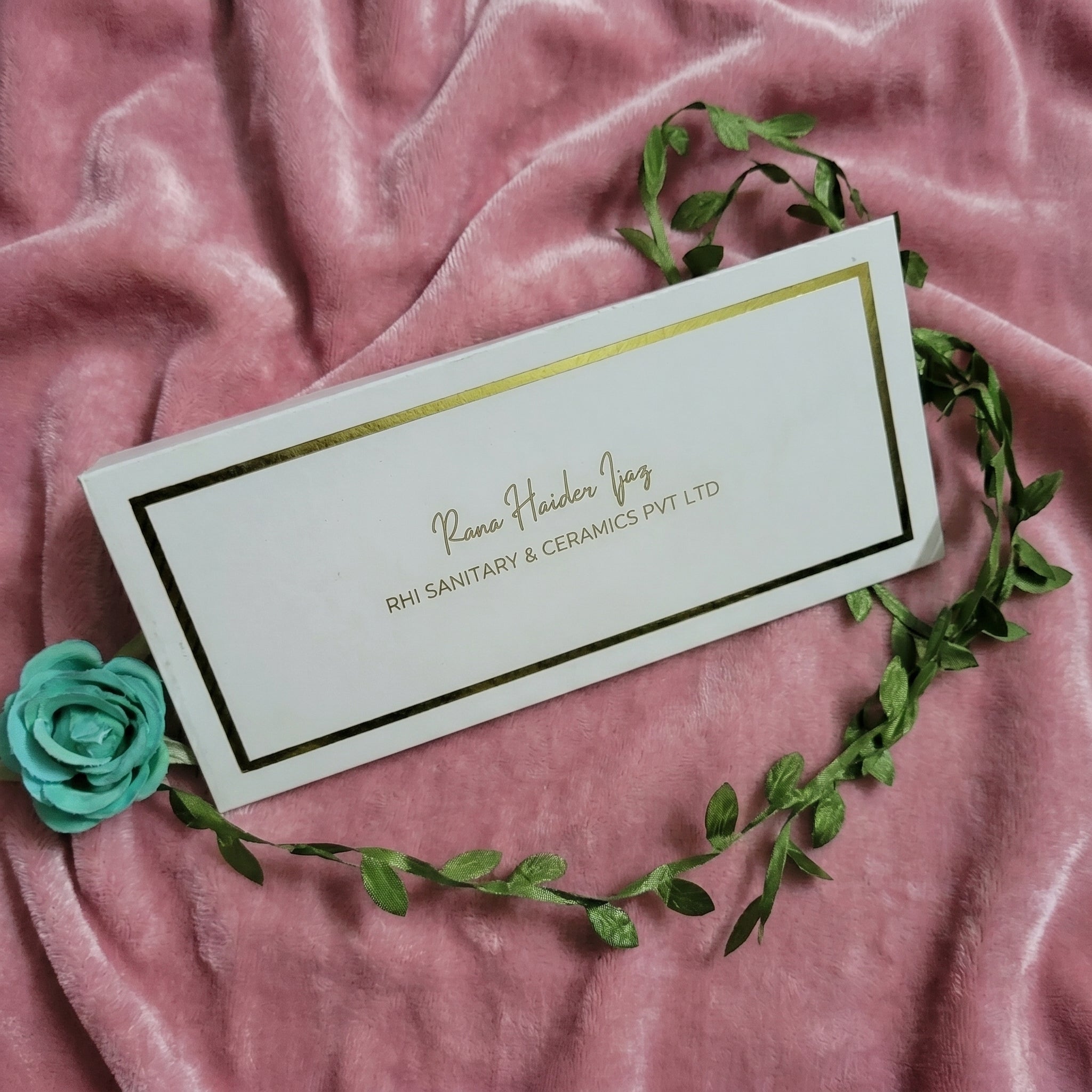 FOIL CARD ENVELOPES (white & gold)
