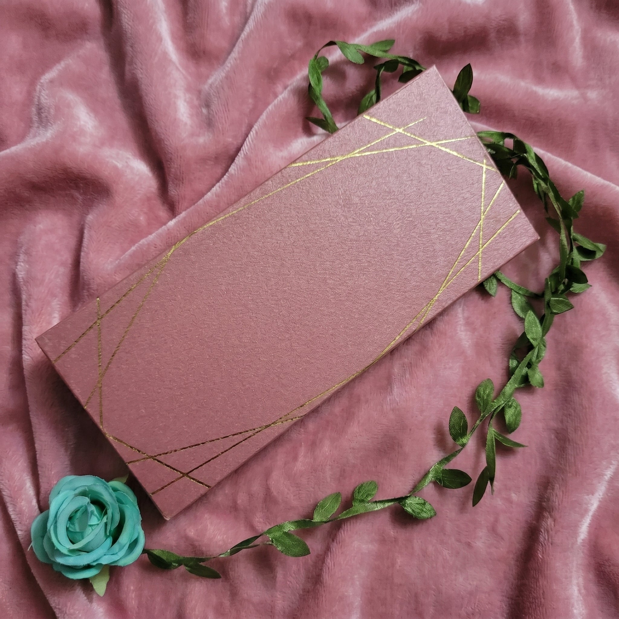 FOIL CARD ENVELOPES (maroon & gold)
